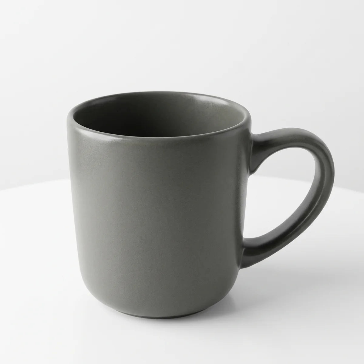 Elegante Kaffeetasse aus grünem Steinzeug – 13 oz / 369 ml
