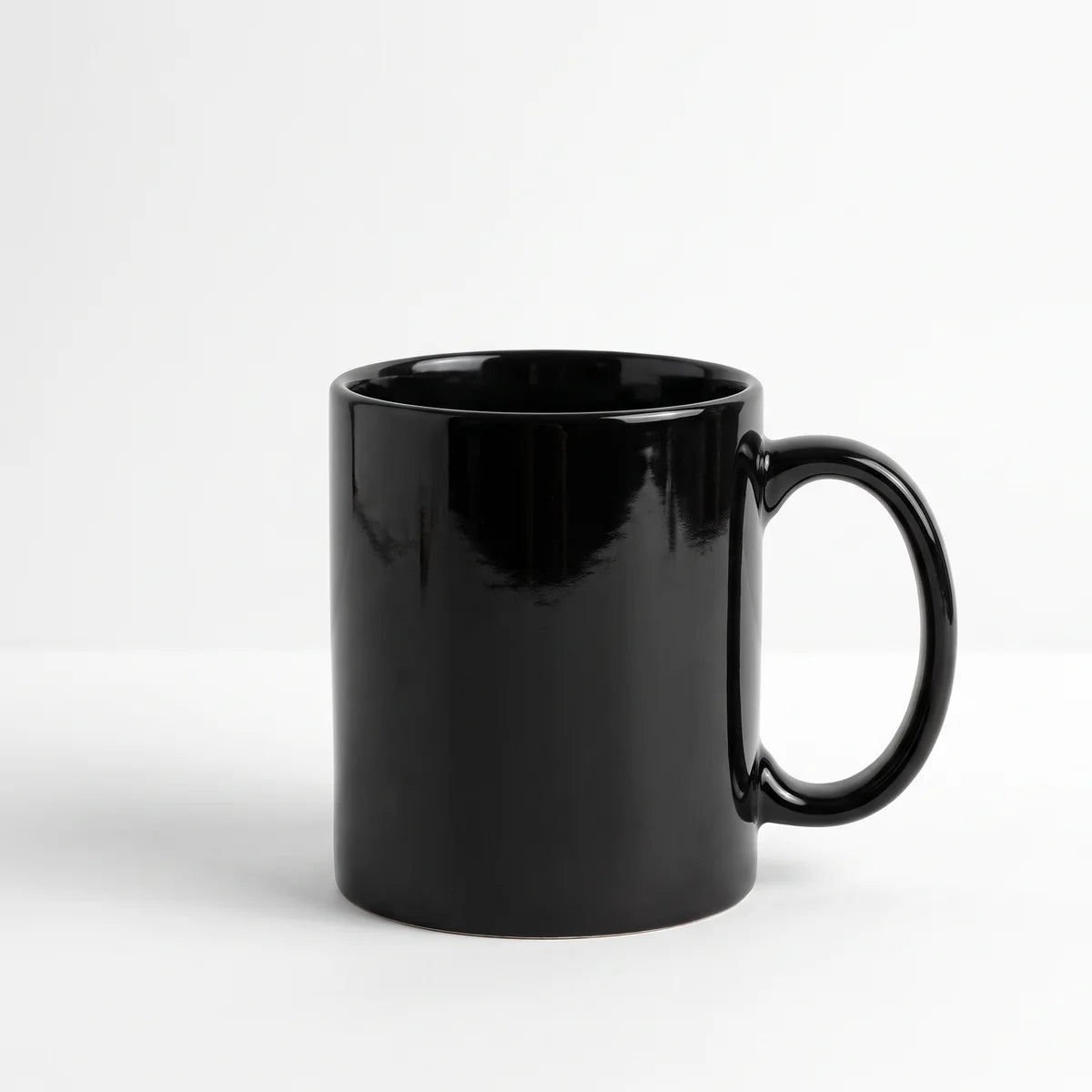 Schwarze Kaffeetasse aus Keramik und Steinzeug – 12 oz / 355 ml