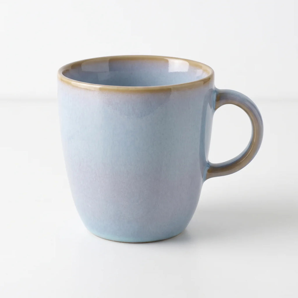 Hellblaue Keramik-Kaffeetasse – Elegantes Design mit glänzendem Finish