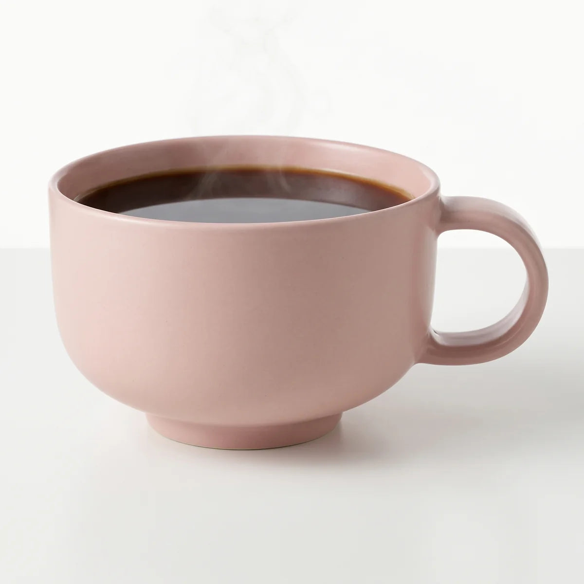 Kaffeetasse aus Keramik in Puderrosa – Elegantes, abgerundetes Design